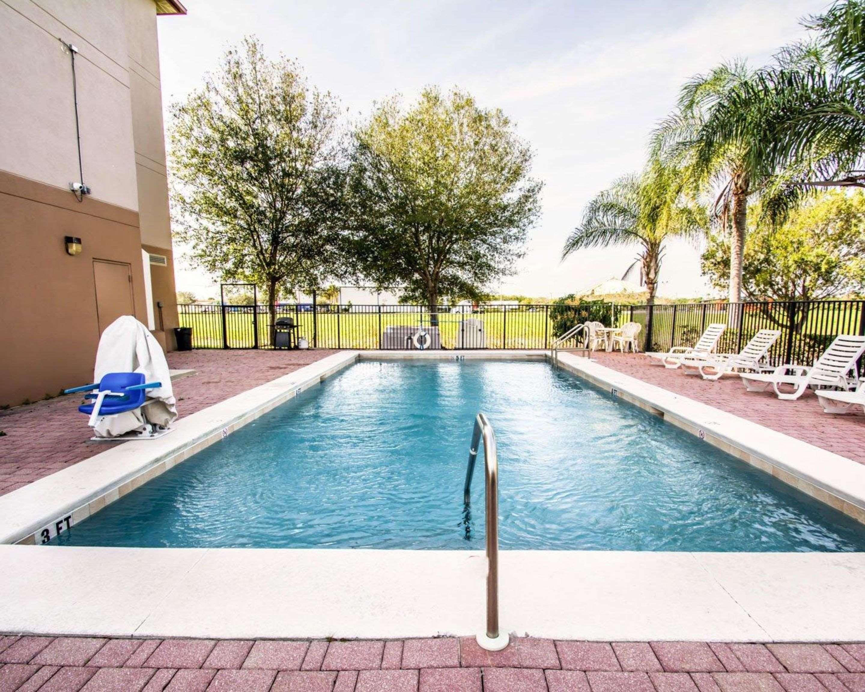 Sleep Inn Fort Pierce I-95 Exterior foto